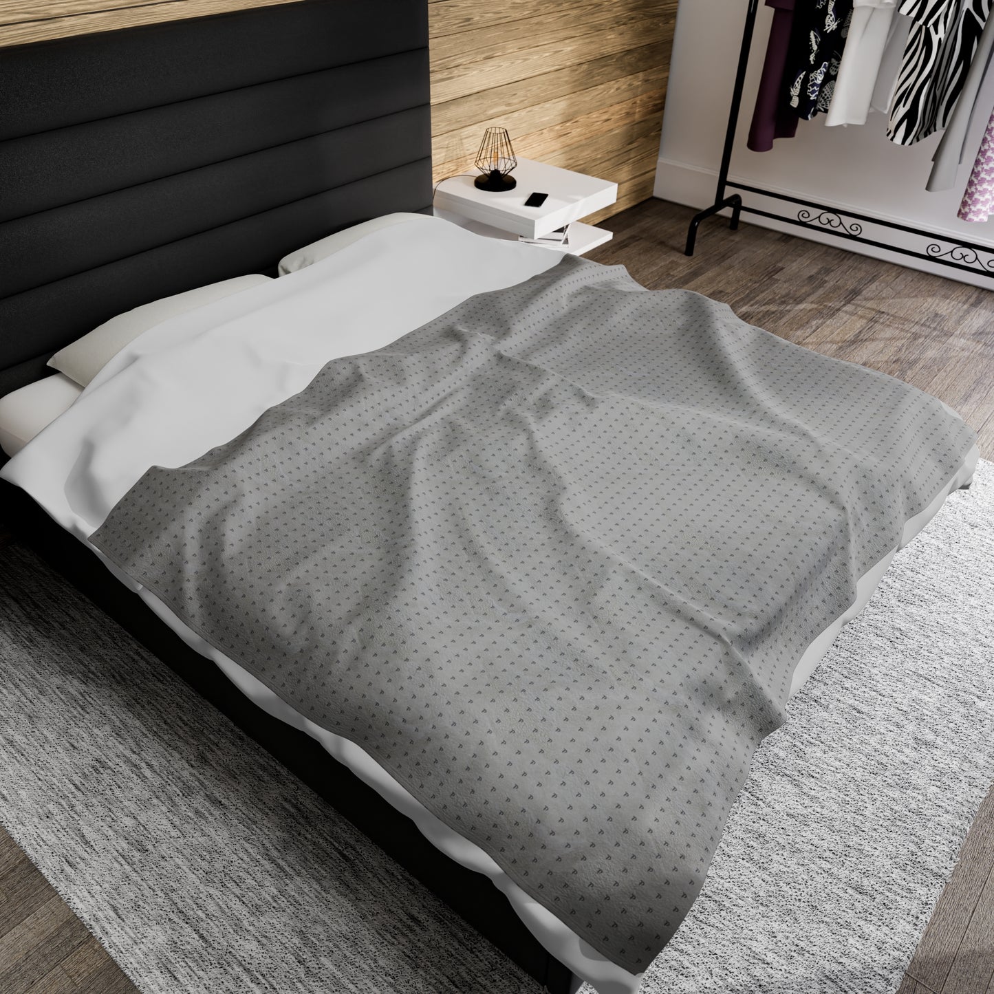 Velveteen Plush Blanket  - Gray/Black